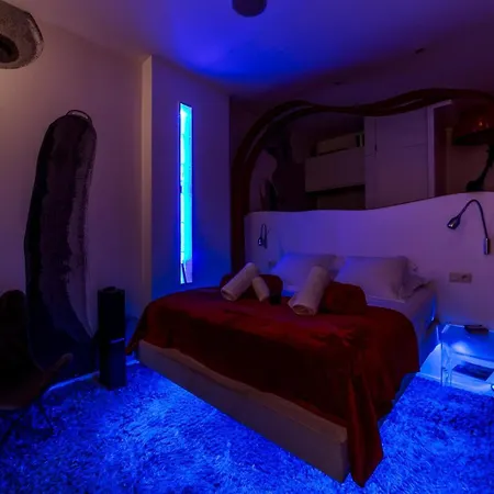 Lejlighed Suite Rouge • Experience Romantique & Spa *