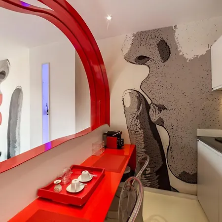 Suite Rouge • Experience Romantique & Spa * Lyon